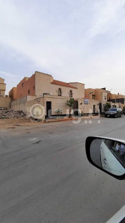 فیلا 4 غرف نوم للبيع في الرياض، منطقة الرياض - للبيع فيلتين دوبلكس في حي الصحافة، شمال الرياض