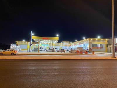 Other Commercial for Sale in Riyadh, Riyadh Region - Gas Station For Sale In Al Mahdiyah, West Riyadh