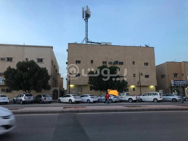 عمارة سكنية مع ملحقين للبيع بالصحافة، شمال الرياض