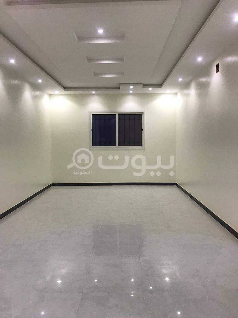 Villa With 2 Apartments For Sale In Namar, West of Riyadh