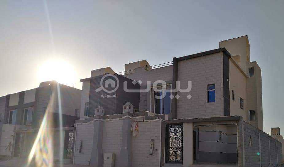 فيلا دوبلكس درج صالة | 200م2 للبيع بظهرة لبن، غرب الرياض