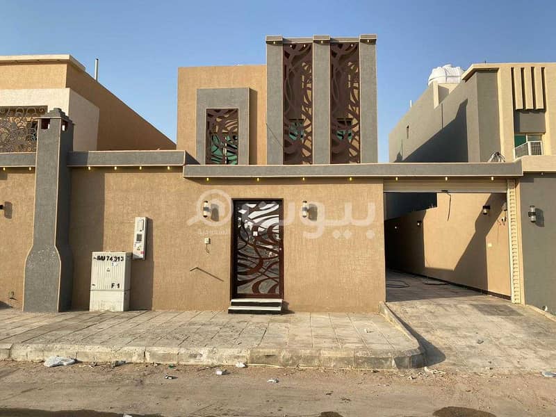 فيلا درج صالة للبيع بحي طيبة، الرياض