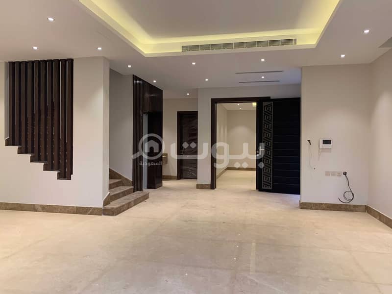 Spacious Villa with a park and a pool for sale in Al Narjis, north of Riyadh