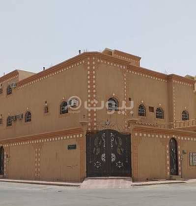 فيلا دور و3 شقق زاوية للبيع بحي الندوة، شرق الرياض