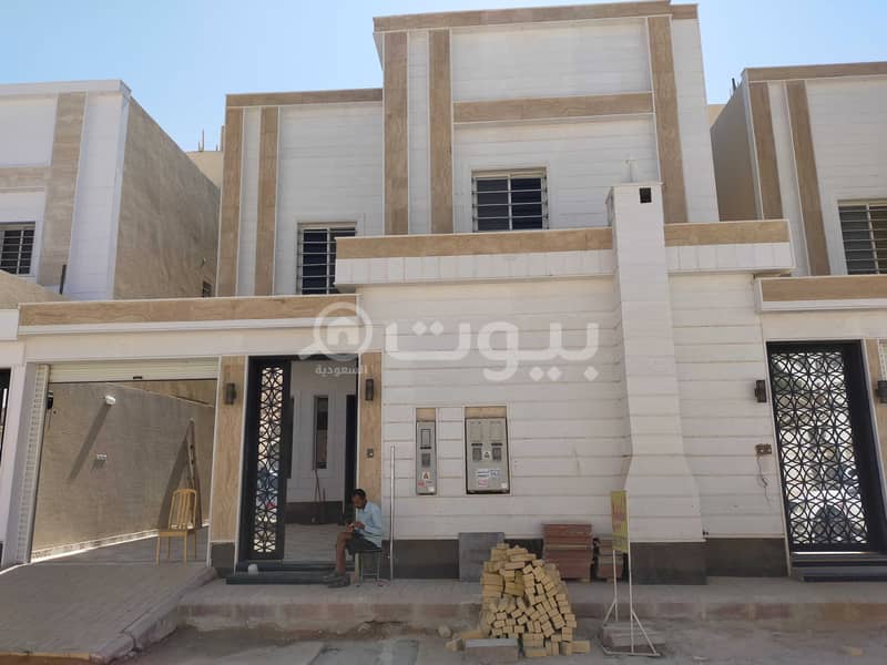 Villa Internal Staircase And Two Apartment For Sale In Al Qadisiyah, East Of Riyadh