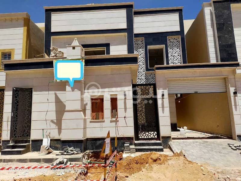 Villa Internal Staircase And Two Apartments For Sale In Al Qadisiyah, East Of Riyadh