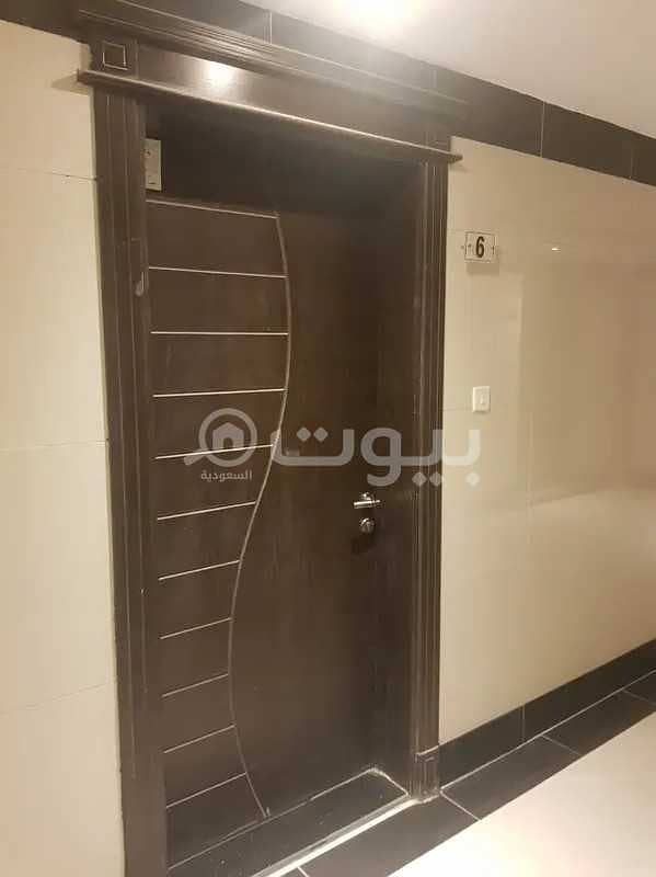 شقة أرضية للإيجار في حي الملقا - الرياض