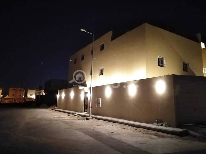 Villa And Apartment with park For Sale In Al Uraija Al Gharbiyah, West of Riyadh