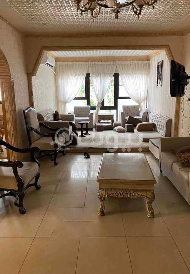 Villa with park for sale in King Fahd, North of Riyadh| 418sqm