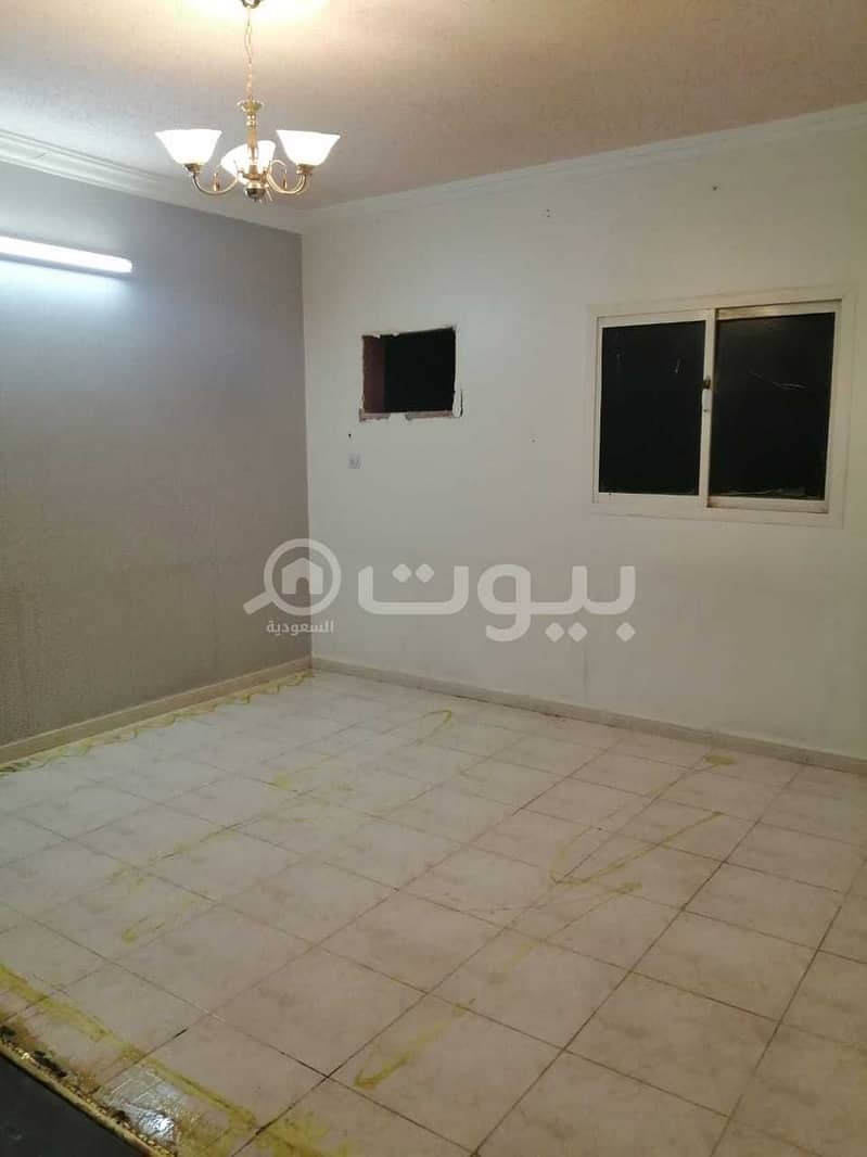 Apartment with roof for rent in Al Rimal, East Riyadh