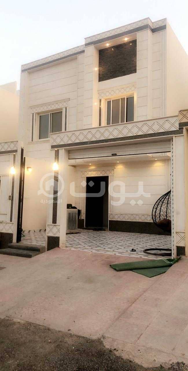 دور للإيجار بحي بدر، الرياض | 6 غرف