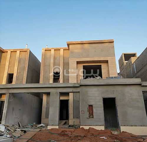 Duplex villa with park for sale in Al Munsiyah, east of Riyadh
