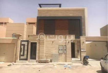4 Bedroom Villa for Sale in Riyadh, Riyadh Region - Internal Staircase Villa And Two Apartments For Sale In al Arid, North Riyadh
