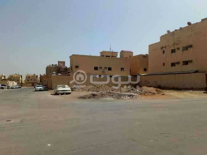 Corner commercial land for sale in Wadi Al Jizi Street, Badr, South of Riyadh