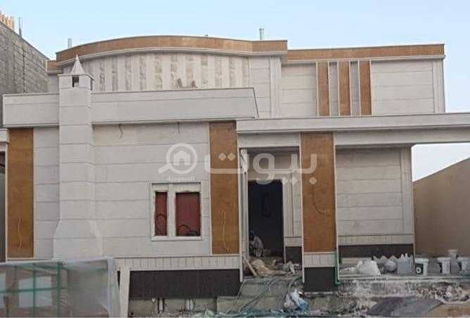 Villa 2 floors and annex for sale in Okaz, south of Riyadh