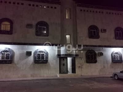 Residential Building for Sale in Madina, Al Madinah Region - 3 floors building for sale in Al Aziziyah, Madina