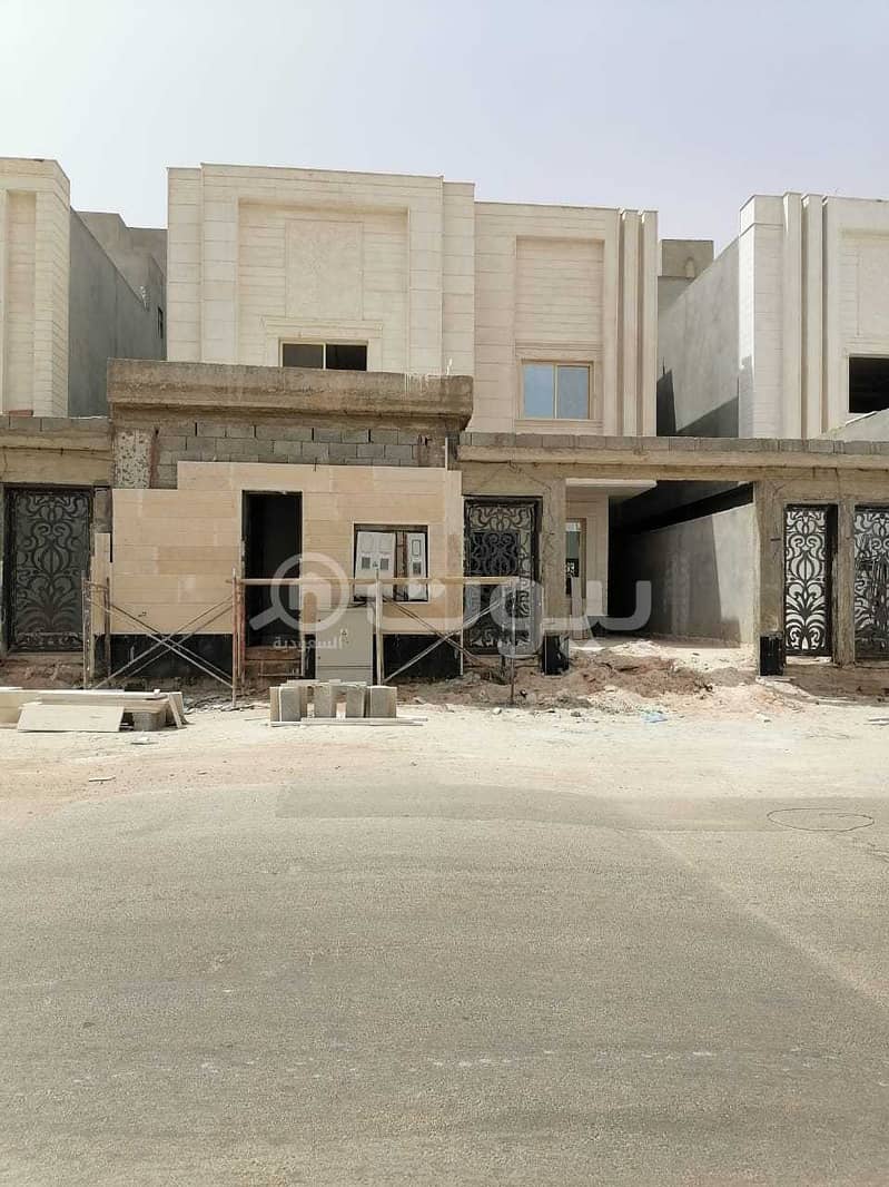 Corner villa and 2 apartments for sale in Qurtubah, East of Riyadh | 437sqm