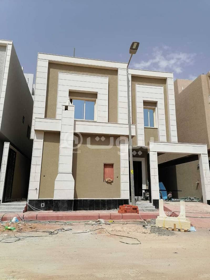 Villa with internal staircase and 2 apartments for sale in Al Yarmuk, East of Riyadh