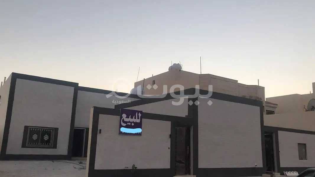 Spacious Floor with the possibility of establishing 2 apartments in Al Wadi, Hail