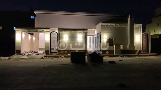 فیلا 3 غرف نوم للبيع في الرياض، منطقة الرياض - فيلا دور أرضي مؤسس شقتين للبيع بالمهدية، غرب الرياض
