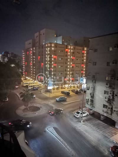 فلیٹ 3 غرف نوم للايجار في جدة، المنطقة الغربية - شقة للإيجار الحمراء، وسط جدة، قريبة من الكورنيش