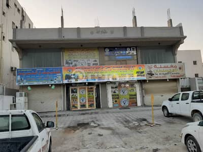 Commercial Building for Sale in Dammam, Eastern Region - A commercial residential building for sale in Al Nur, Dammam