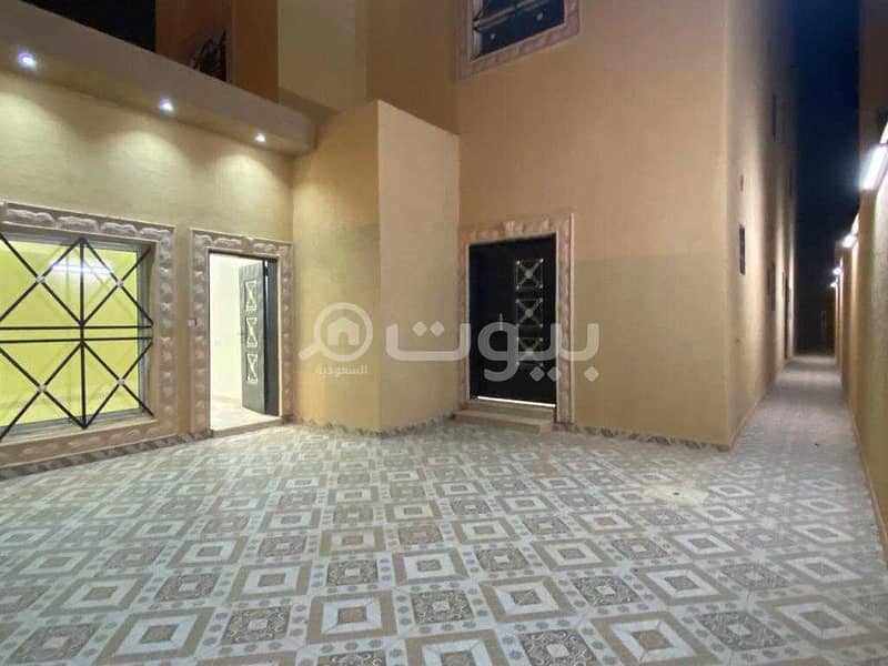 للبيع فيلا دورين مع شقة وسطح في حي النظيم، شرق الرياض