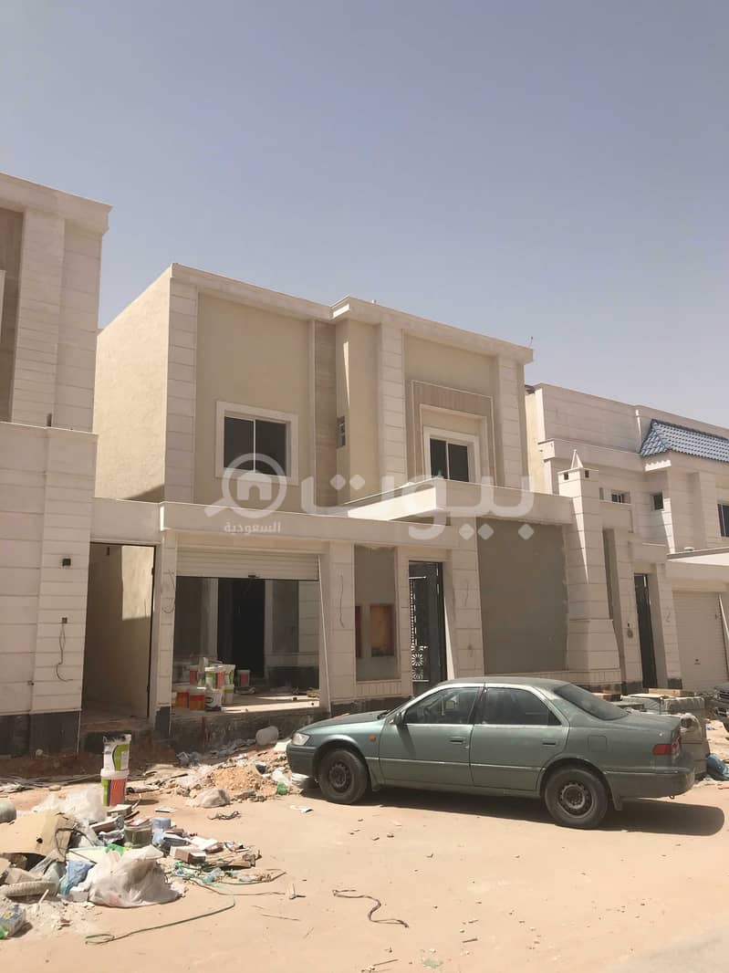 Floor Villa and 3 Apartments For Sale In Al Saadah, East Riyadh
