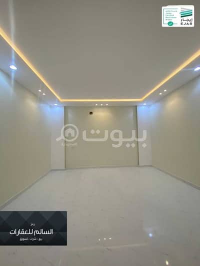 دور 4 غرف نوم للبيع في الرياض، منطقة الرياض - دور أرضي للبيع في ظهرة لبن، غرب الرياض