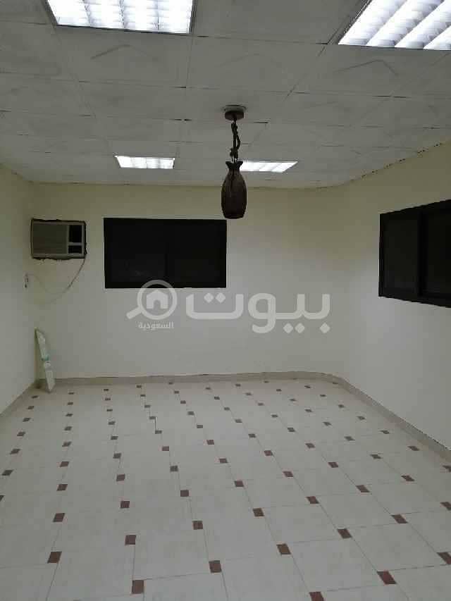 Ground floor for rent in Al Uraija Al Gharbiyah, west of Riyadh