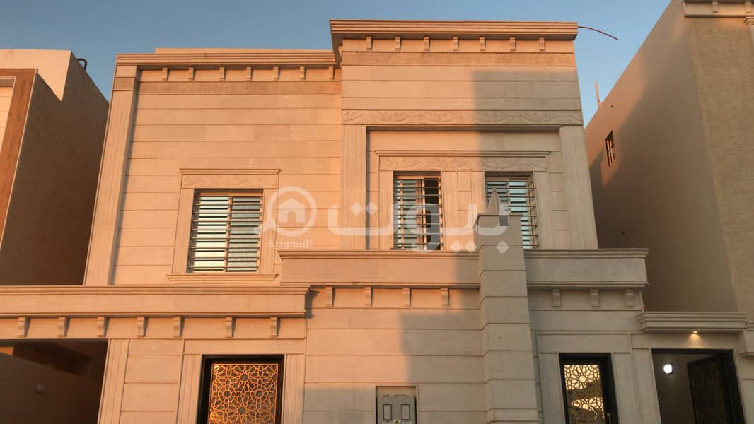 Indoor staircase villa and apartment for sale in Al Qadisiyah, East of Riyadh