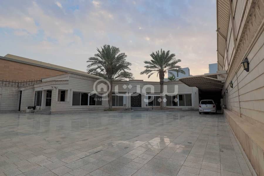 A spacious palace for sale in Al Rahmaniyah, north of Riyadh