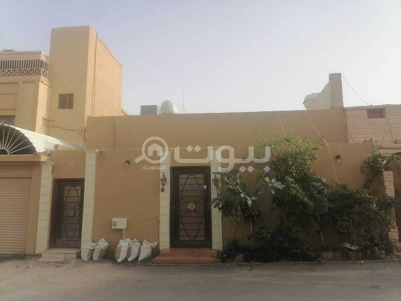 Upper apartment for rent in Umm Al Hamam Al Gharbi, West Riyadh