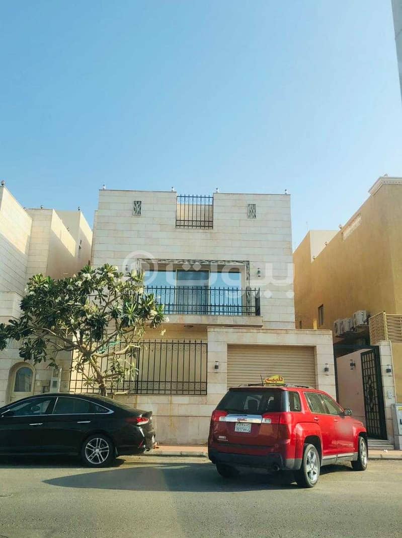 Villa for sale two floors and an Annex in Obhur Al Janoubiyah, North Jeddah