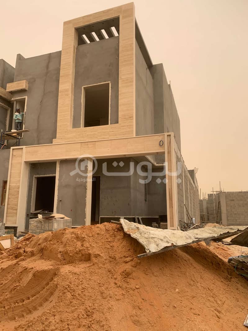 Duplex Villa without apartments for sale in Al Munsiyah, East of Riyadh