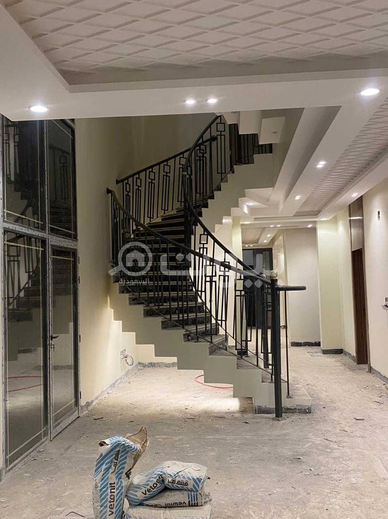 Internal staircase villa and apartment for sale in Al Rimal district, east of Riyadh
