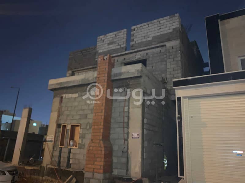 Internal Staircase Villa And Two Apartments For Sale In Al Munsiyah, East Riyadh,