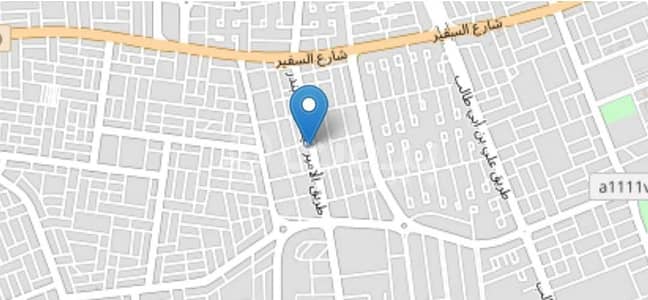 Shop for Rent in Unayzah, Al Qassim Region - Shop for rent in the first industrial area, Unayzah
