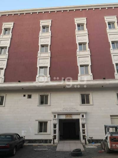 5 Bedroom Residential Building for Sale in Madina, Al Madinah Region - Residential building 5 floors for sale in Al Aridh, Madina