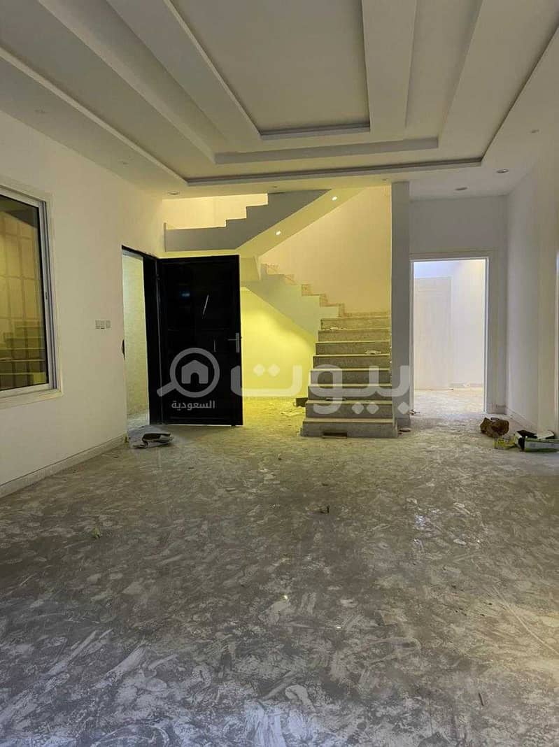Villa with an apartment for sale in Al Rimal, East of Riyadh