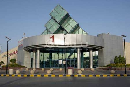 محل تجاري  للايجار في الرياض، منطقة الرياض - محلات تجارية للإيجار في الملك فهد، شمال الرياض