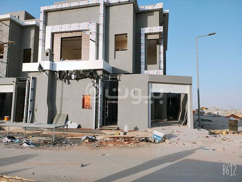 Internal staircase villa and apartment for sale in Al Rimal Al-Dahabi district, East of Riyadh