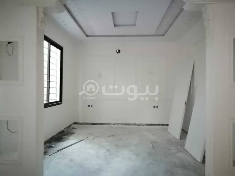 فيلا | 6 غرف مع شقة للبيع بحي الرمال، شرق الرياض