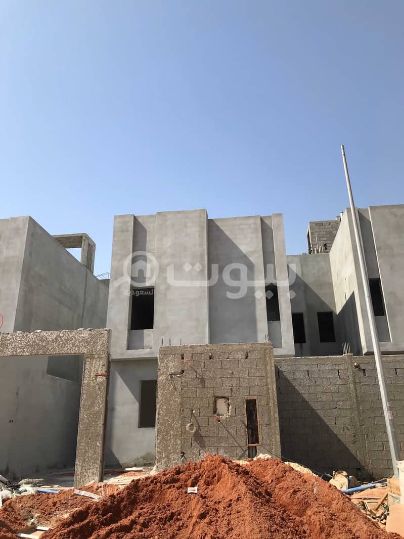 Duplex Villa For Sale In Al Munsiyah, East Riyadh