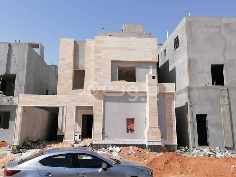 Internal Staircase Villas And Apartment For Sale In Al Munsiyah, East Riyadh