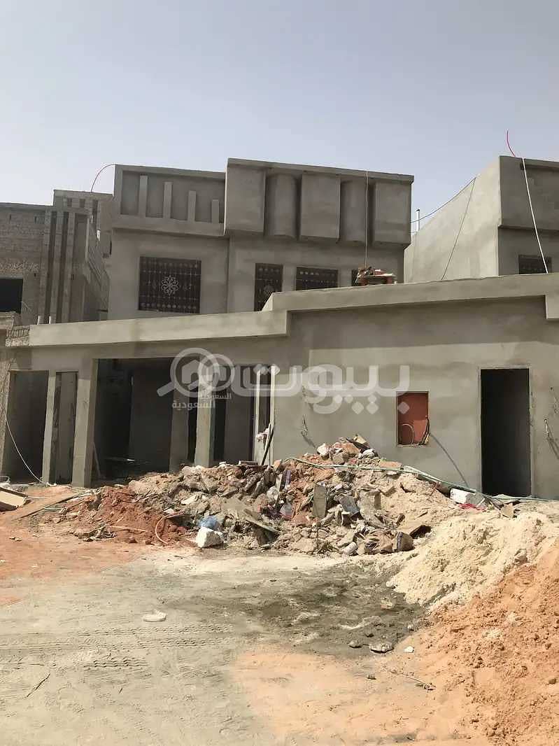 Villa for sale | internal staircase and 2 apartments in Al Rimal, east of Riyadh