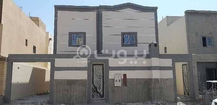Internal staircase villa for sale, Aziziyah Road, Al Dar Al Baida district, south of Riyadh