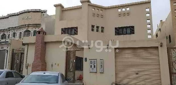 5 Bedroom Villa for Sale in Riyadh, Riyadh Region - Floor Villa And 3 Apartments For Sale In Al Aziziyah, South Riyadh