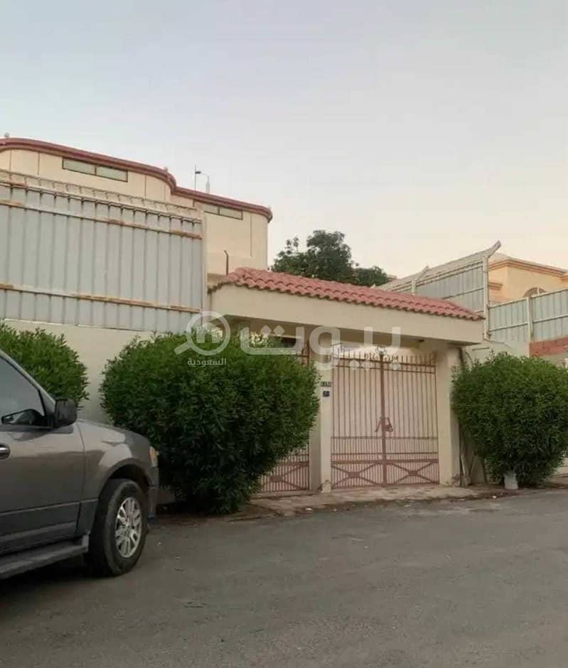 2 Floors villa and annex for sale in Al Safa district, north of Jeddah