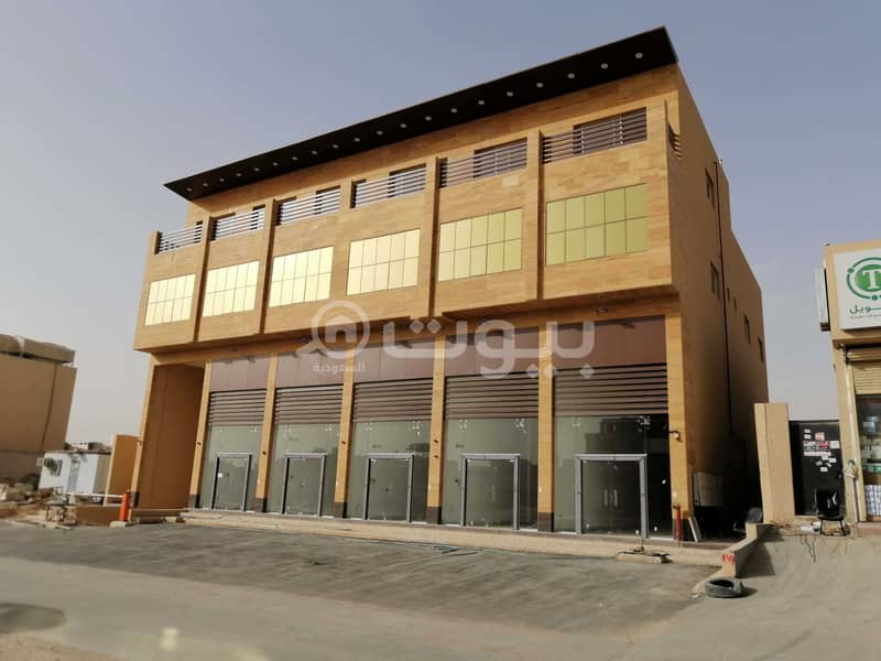 عمارة تجارية 4 طوابق 879م2 للبيع بالعارض، شمال الرياض